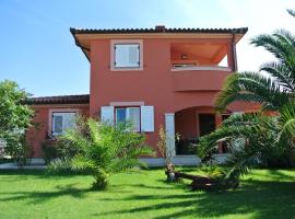 VILLA ANCORA MEDULIN, hotel with parking in Medulin