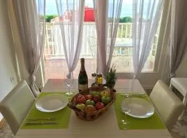 Sunshine apartment with great sea view and terrace in Malgrat de Mar