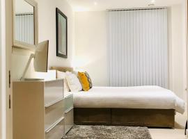 Luxury Lodge Excel London, hotel a Moffat