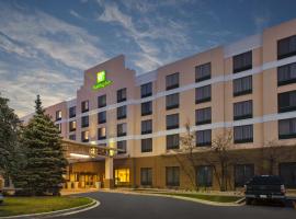 볼링브룩에 위치한 호텔 Holiday Inn & Suites Bolingbrook, an IHG Hotel