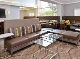 Holiday Inn Express Hotel & Suites Lafayette by IHG