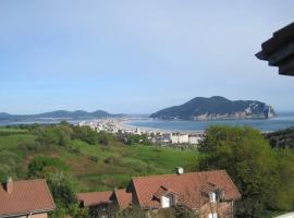 Magnificas vistas Alto de Laredo, kotedžas mieste Laredas