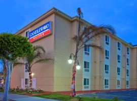 Candlewood Suites LAX Hawthorne, an IHG Hotel โรงแรมในฮอว์ธอร์น