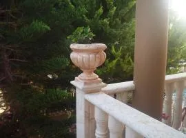 anastasia holiday apartments