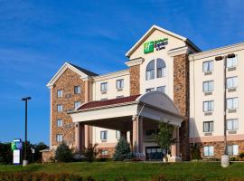 Holiday Inn Express Hotel & Suites Kingsport-Meadowview I-26, an IHG Hotel, hótel í Kingsport