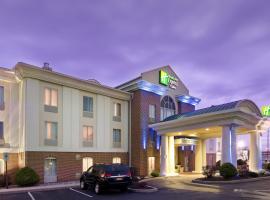 Holiday Inn Express & Suites by IHG Chambersburg, an IHG Hotel, viešbutis mieste Čembersburgas