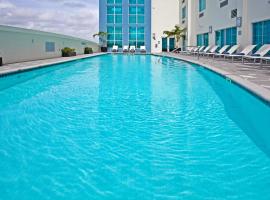 Crowne Plaza Hotel & Resorts Fort Lauderdale Airport/ Cruise, an IHG Hotel, hotel perto de Aeroporto Internacional de Fort Lauderdale - Hollywood - FLL, 