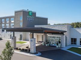 Holiday Inn Express & Suites Ludington, an IHG Hotel, hotel en Ludington