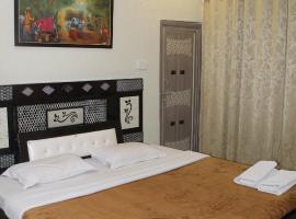 ์ค๋ฅด์ฐจ์ ์์นํ ํธํ
Hotel Sunset