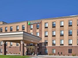 Holiday Inn Express Hotel and Suites Lincoln Airport, an IHG Hotel, готель у місті Лінкольн