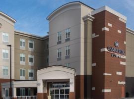 Candlewood Suites West Edmonton - Mall Area, an IHG Hotel, viešbutis su sūkurinėmis voniomis Edmontone