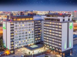 Holiday Inn Toronto International Airport, an IHG Hotel, hotel a Toronto