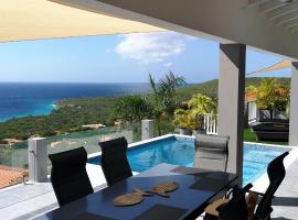 Great View Villa Galant Curaçao, villa in Willibrordus