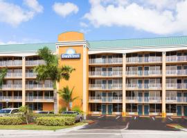 Days Inn by Wyndham Fort Lauderdale-Oakland Park Airport N, hotel perto de Aeroporto Executivo Fort Lauderdale - FXE, 
