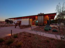 Best Friends Roadhouse and Mercantile, accessible hotel in Kanab