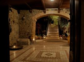 Palazzo Conforti Tree House Resort, מלון בMarano Marchesato