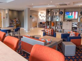 Holiday Inn Express Dunfermline by IHG, hotel em Dunfermline