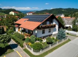 Zimzeleni Apartments, hotel perto de Termas de Zreče, Zreče