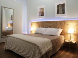 Residenza La Reggia, hotel v destinaci Caserta