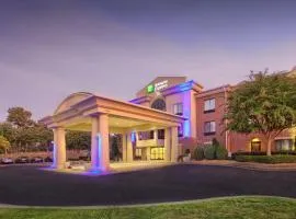 Holiday Inn Express Hotel & Suites Raleigh North - Wake Forest, an IHG Hotel