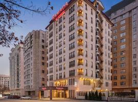 Ramada by Wyndham Bishkek Centre: Bişkek'te bir otel