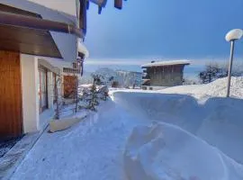 EA031 - Studette proche centre des Carroz