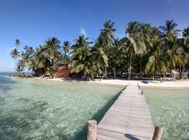 Private Room in San Blas Islands PLUS meals