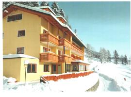 Hotel Raunig, hotel in Bad Kleinkirchheim