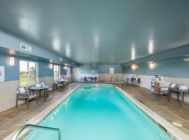 Holiday Inn Express Hotel & Suites Altoona-Des Moines, an IHG Hotel, hotel sa Altoona