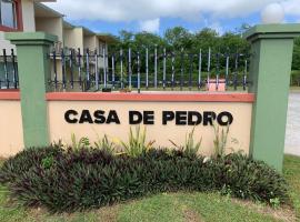 Entire Private Villa- Casa De Pedro, hotell i Mangilao