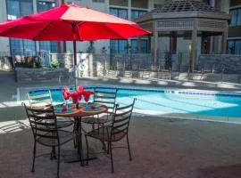 Holiday Inn Bloomington Airport South-Mall Area by IHG
