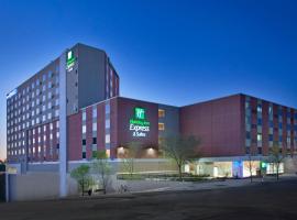 Holiday Inn Express Hotel & Suites Austin Downtown - University, an IHG Hotel, hotel di Austin