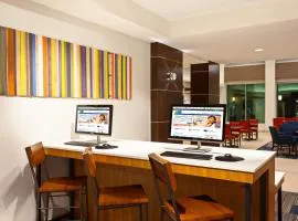 Holiday Inn Express & Suites Houston S - Medical Ctr Area by IHG