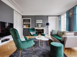 Veeve - Emerald Exuberance, luxury hotel in Paris