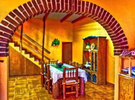 Posada La Revancha, hotel en Aporo