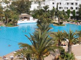 Djerba Resort- Families and Couples Only، فندق في حومة السوق