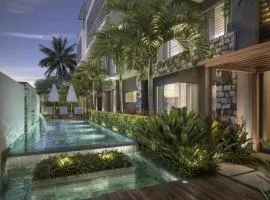 NEW LUXURY 2 Bedroom RoofTop apartment by the beach