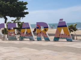 APTO LUXO EM HOTEL - BEIRA MAR FORTALEZA, hotel with parking in Fortaleza