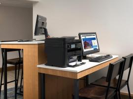 Holiday Inn Express & Suites College Park - University Area by IHG, hotel in College Park