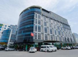 The Crew Hotel, hotel v destinaci Medan
