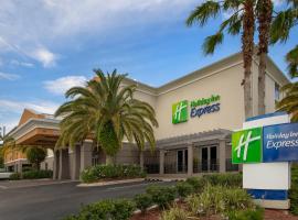 Holiday Inn Express Jacksonville Beach, an IHG Hotel, hotel en Jacksonville Beach