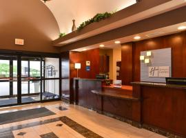 Holiday Inn Express Edmonton North, an IHG Hotel, Holiday Inn hotel sa Edmonton