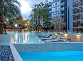 Citygate Kamala Resort and Residence، فندق في شاطئ كامالا