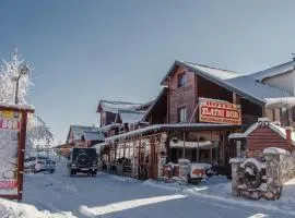 자블라크에 위치한 호텔 Hotel Zlatni bor