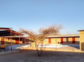 Stop 'n Stay Otavi Rest Camp, Hotel in der Nähe von: Mt Lichenberg (1625m), Otavi