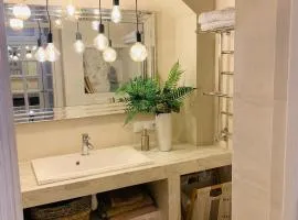 Studio lux Loft on Victory street in the City Center