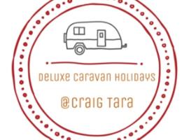 Deluxe Caravan Holidays at Craig Tara, хотел в Еър