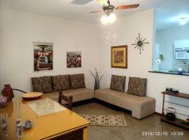 CASA 230 - Guest House, hotel in Piracicaba