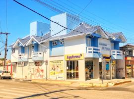 Residencial da Praça, hotel v destinaci Garopaba