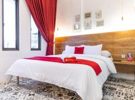 RedDoorz Plus At Mitrotel Medan, hotel v destinaci Sunggal